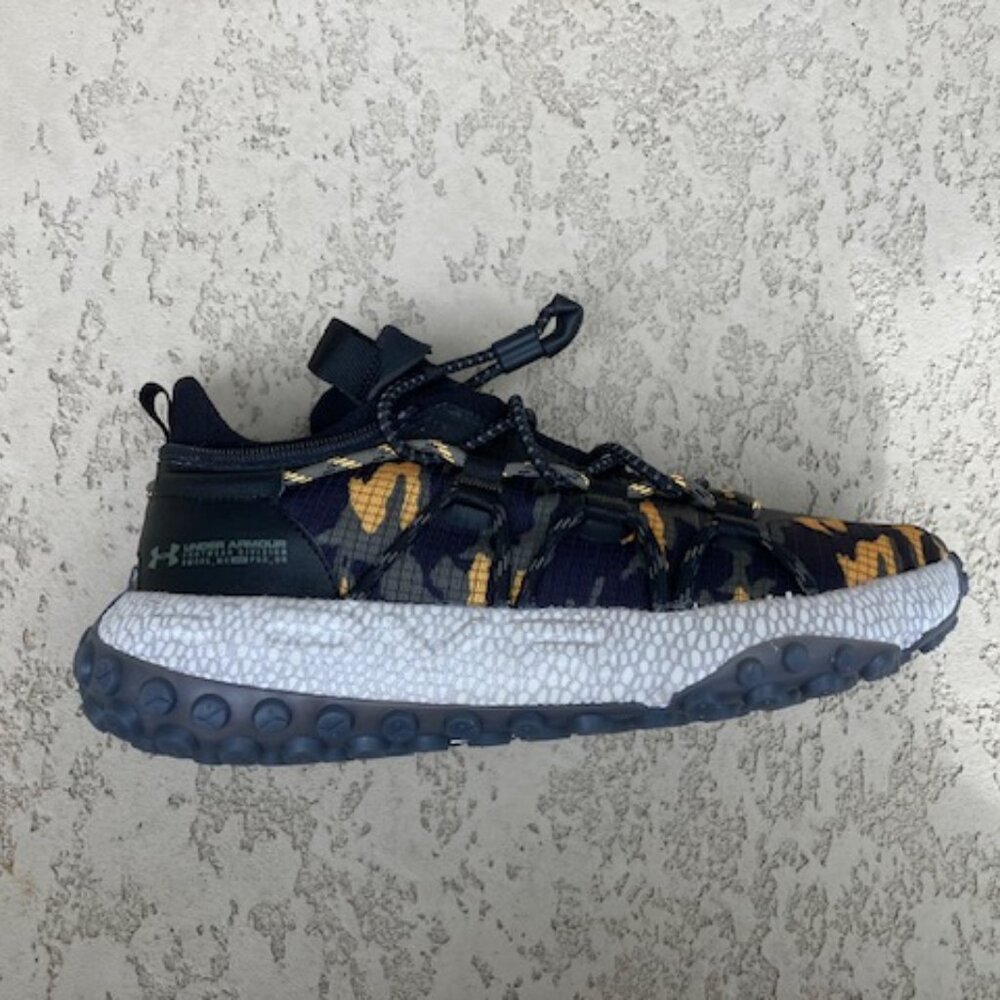 Under Armour HOVR   running shoes   M 9.5  W 11